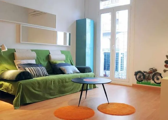 Calm Modern * برشلونة